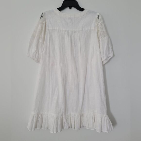 River Island Lace Mini Beach Shirtdres Missing a Belt - Picture 5 of 6